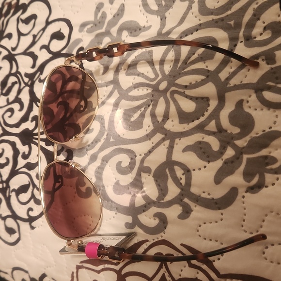 $14 womens foster grant sunglasses - Picture 2 of 4